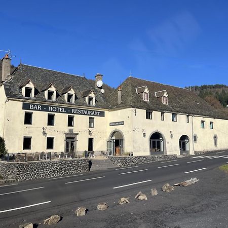 Gite-Auberge Du Pont De Lanau Neuvéglise Εξωτερικό φωτογραφία